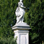 Villa_Cabrini_Moore_Cabrini_statue_03