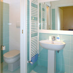 Villa_Cabrini_Moore_emily_room_1_bath